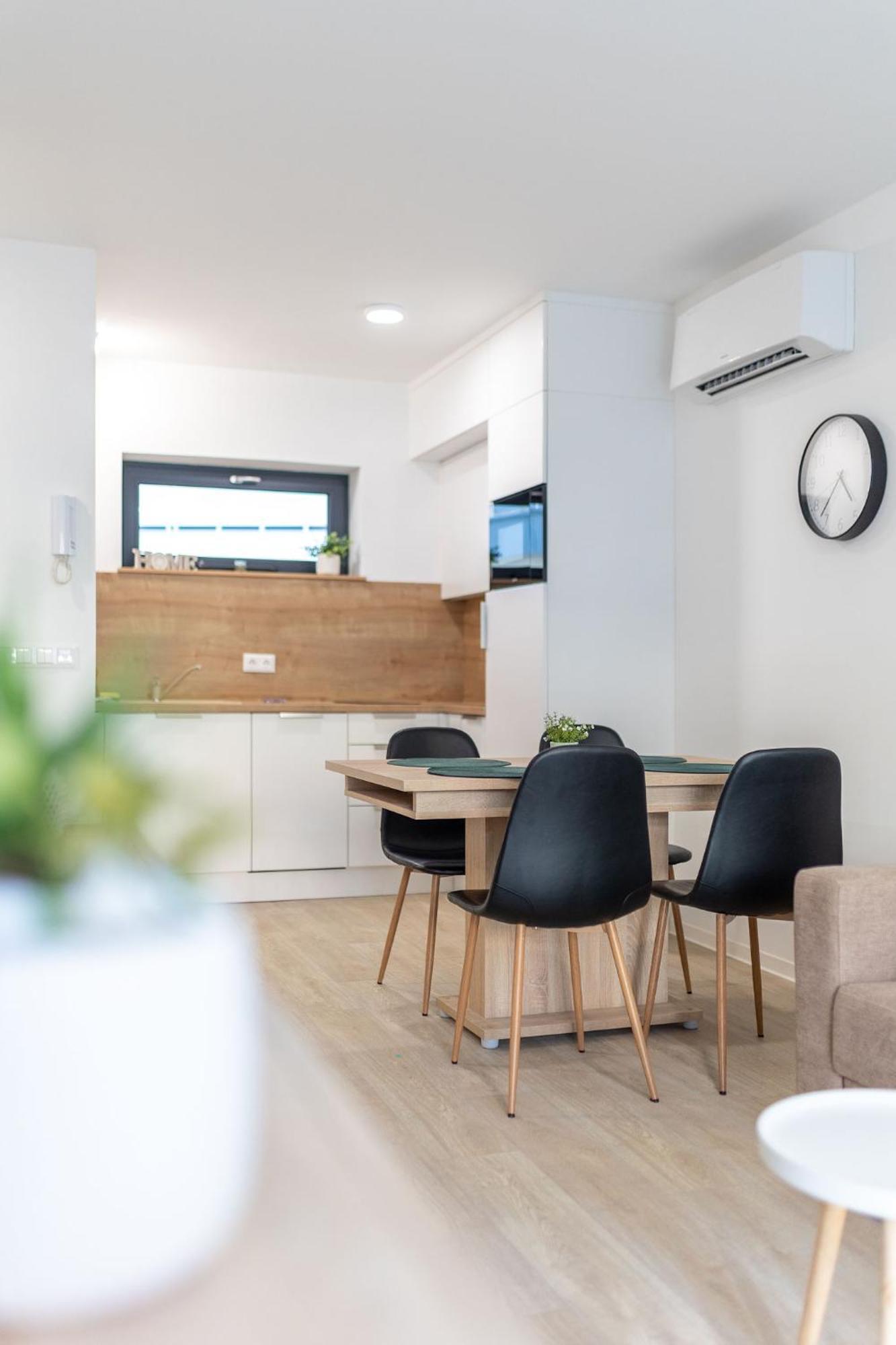 Casa Romana Apartmanok Siofok By Bltn ภายนอก รูปภาพ