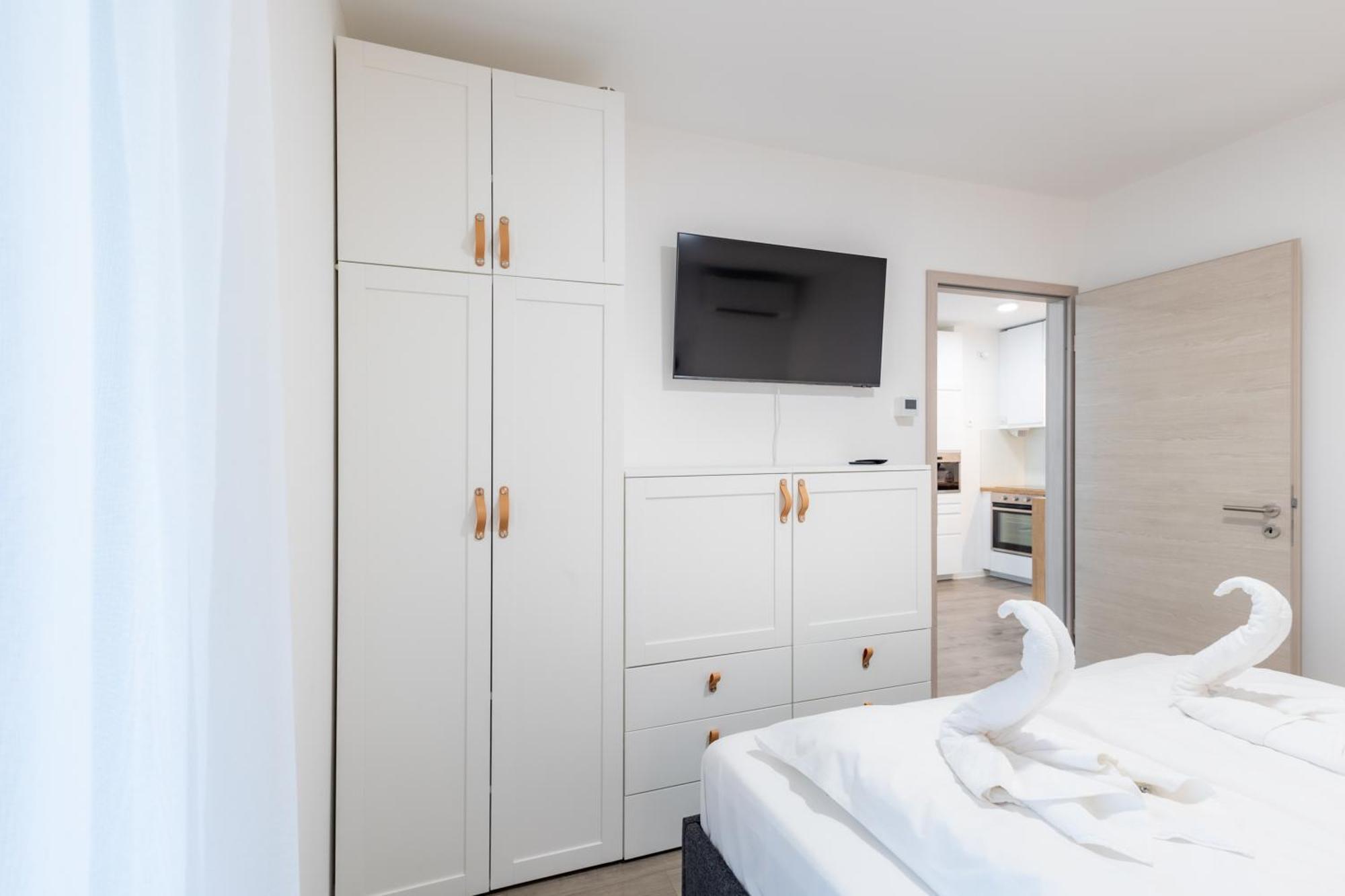 Casa Romana Apartmanok Siofok By Bltn ภายนอก รูปภาพ